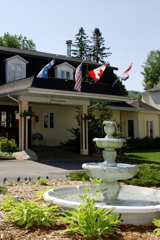 Relais St-Denis Hotel Saint-Sauveur-des-Monts Buitenkant foto
